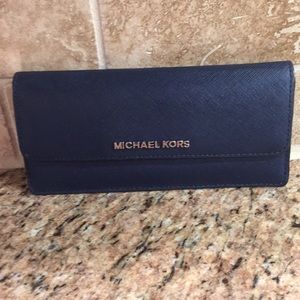 Michael Kors Navy Wallet LIKE NEW
